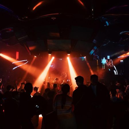 Studio City Hotel Macau Ngoại thất bức ảnh The nightclub in 2012