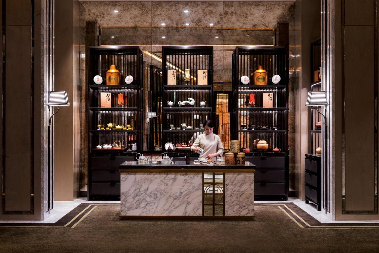 Studio City Hotel Macau Ngoại thất bức ảnh The Tea Bar at The St Regis Mumbai