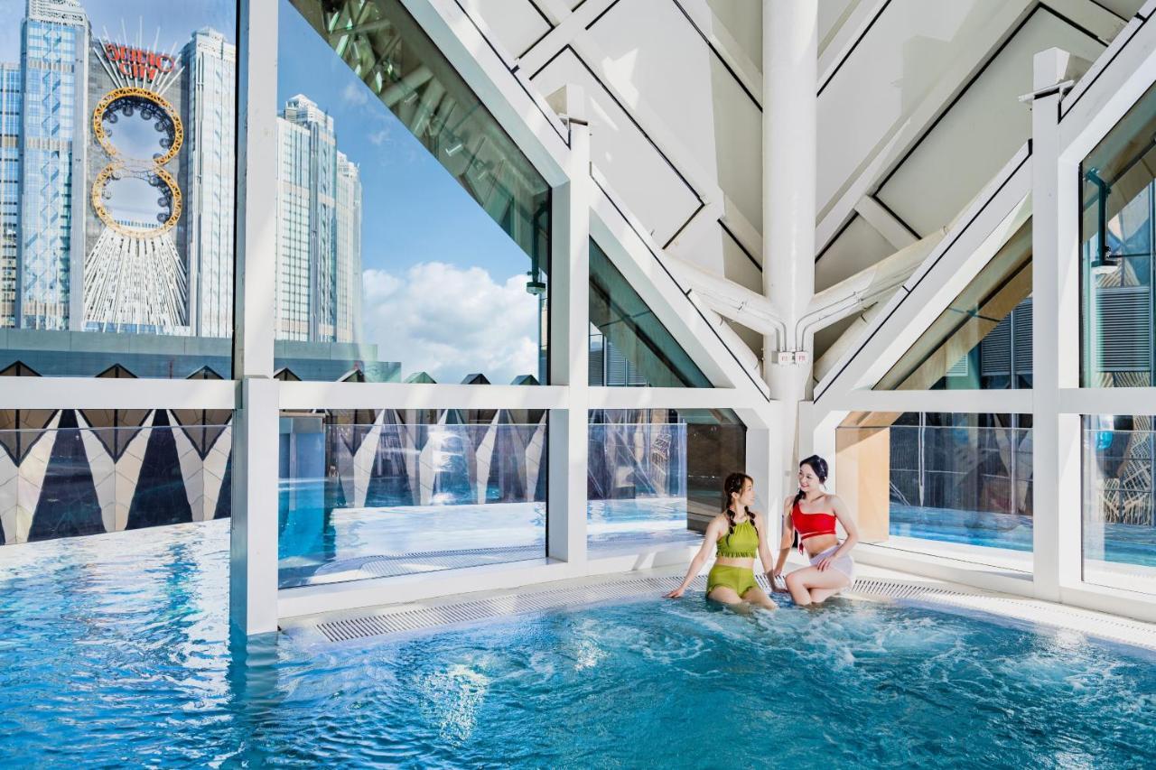 Studio City Hotel Macau Ngoại thất bức ảnh The swimming pool