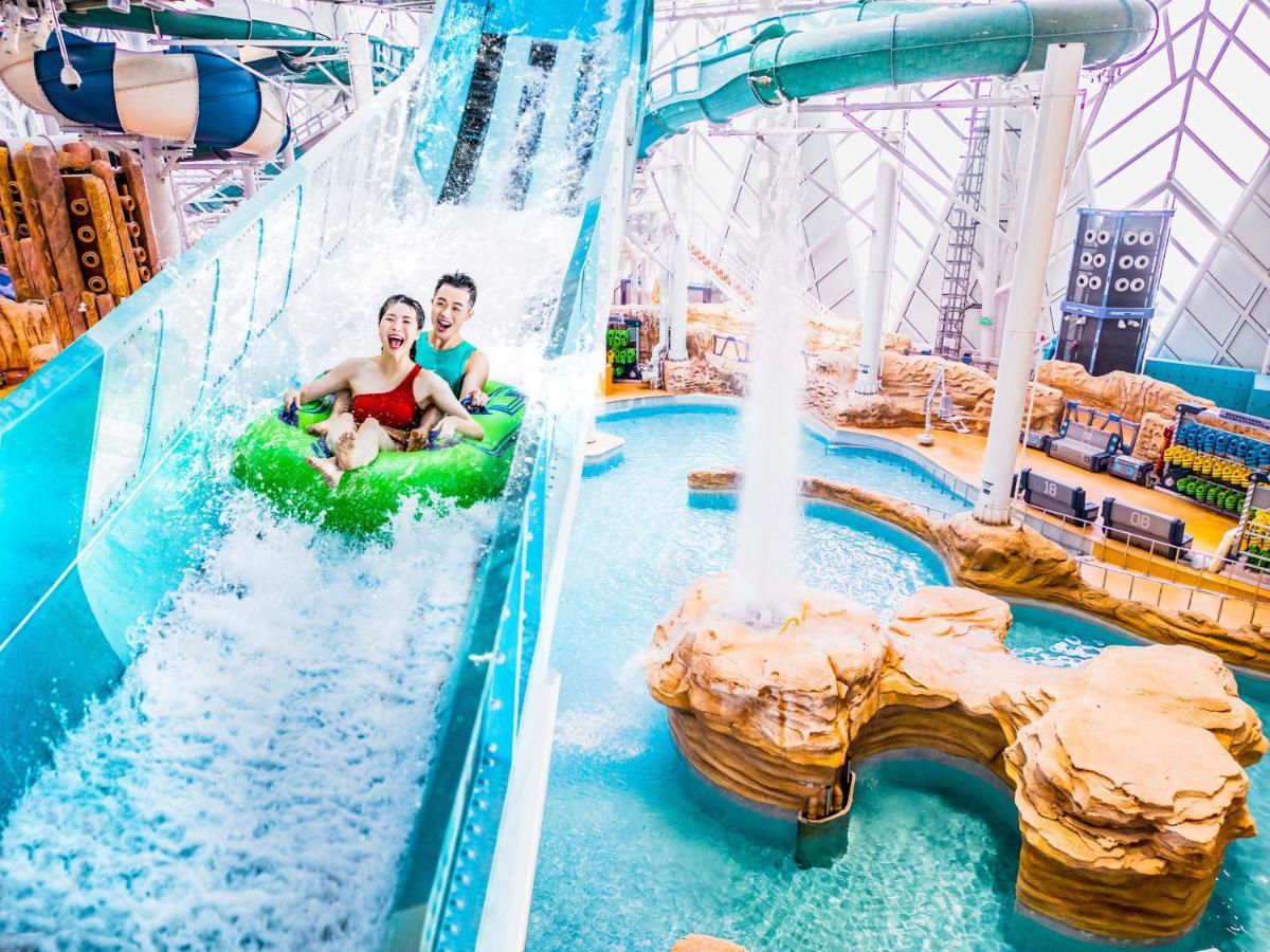 Studio City Hotel Macau Ngoại thất bức ảnh The water park