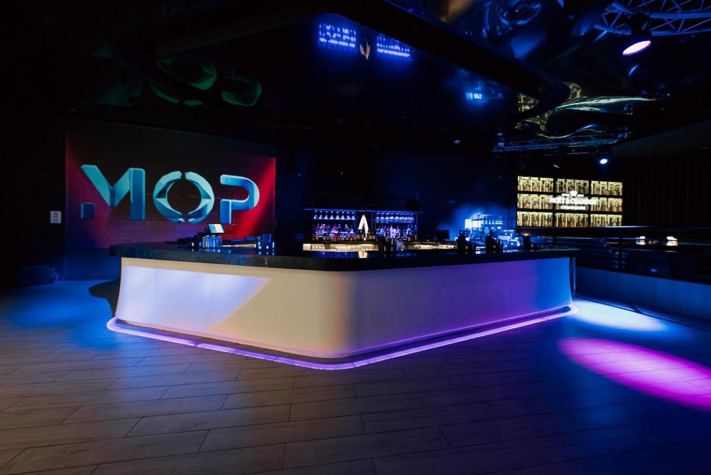 Studio City Hotel Macau Ngoại thất bức ảnh The bar at MOD