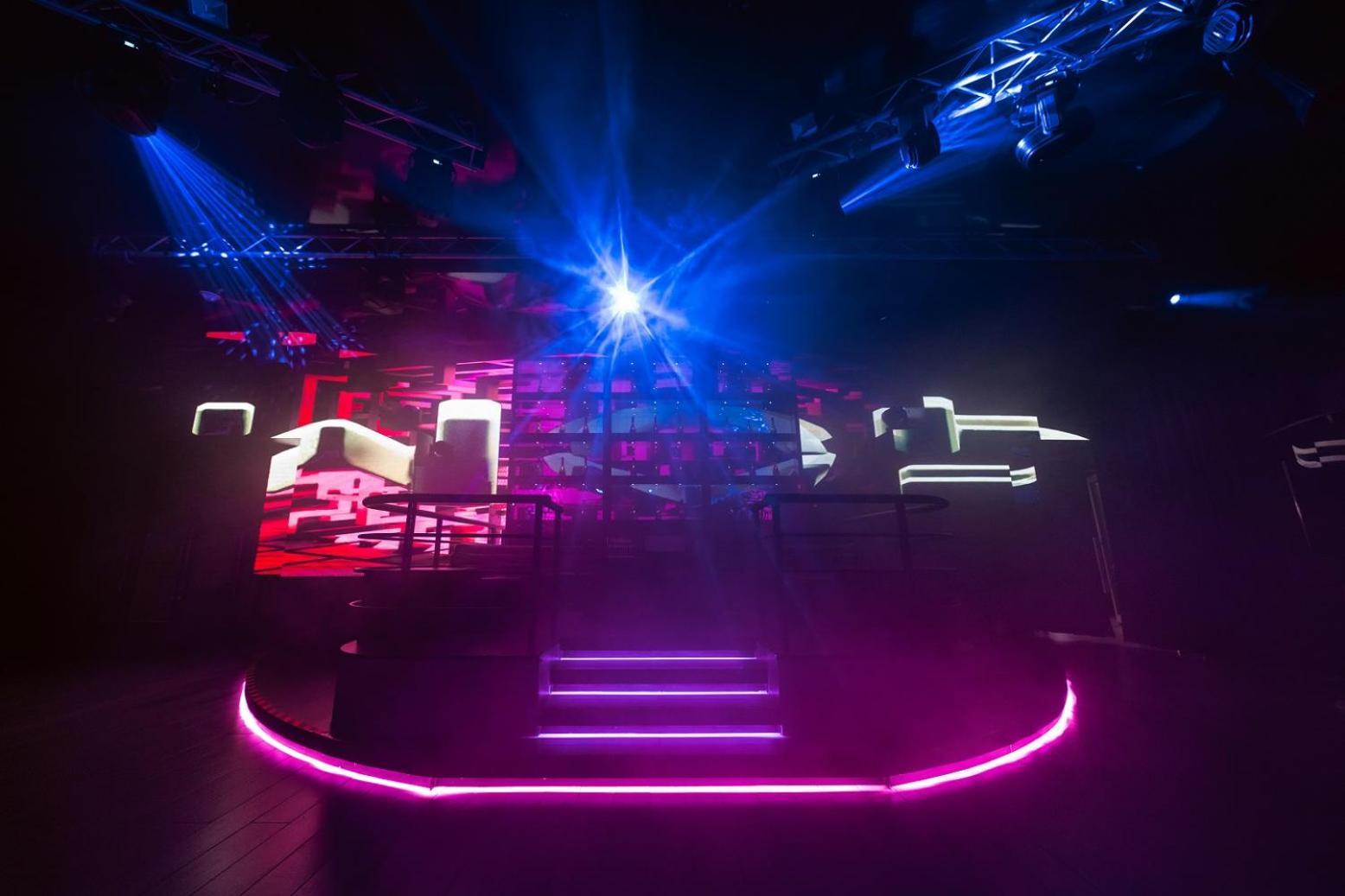 Studio City Hotel Macau Ngoại thất bức ảnh The stage at the nightclub