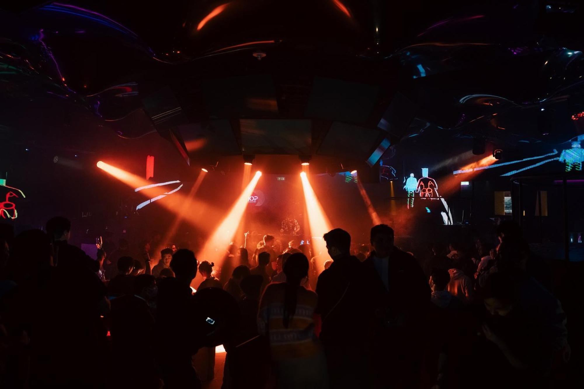 Studio City Hotel Macau Ngoại thất bức ảnh The nightclub in 2012