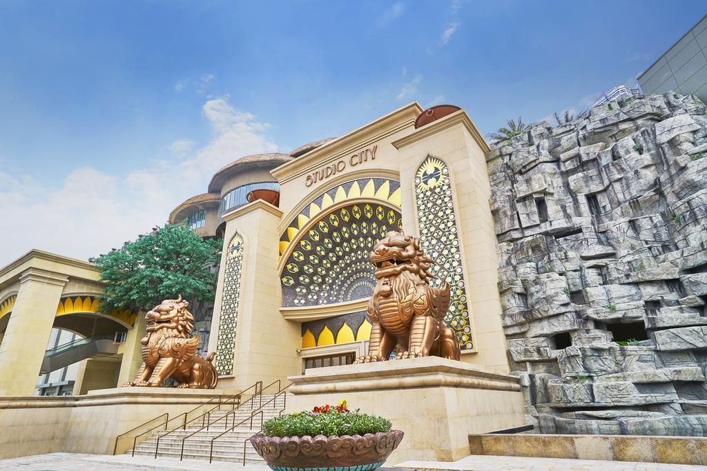 Studio City Hotel Macau Ngoại thất bức ảnh The entrance of the temple